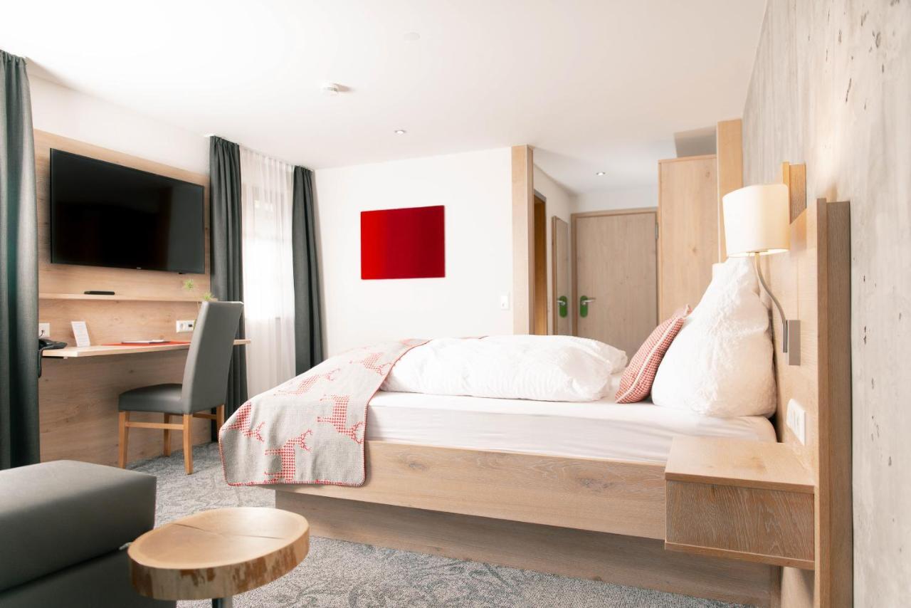 Genusshotel Hirschen - Erholung Im Gruenen Sallneck Экстерьер фото